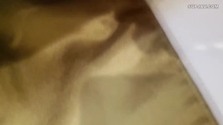 《老师的兔子好软水好多视频》
