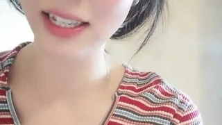 尤物模特女神！炮友激情操屄！性感網襪美腿，大屌吸吮舔騷逼，主動騎乘位深插，太爽嬌喘不斷…